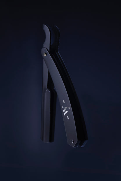 WY Signature Straight Razor