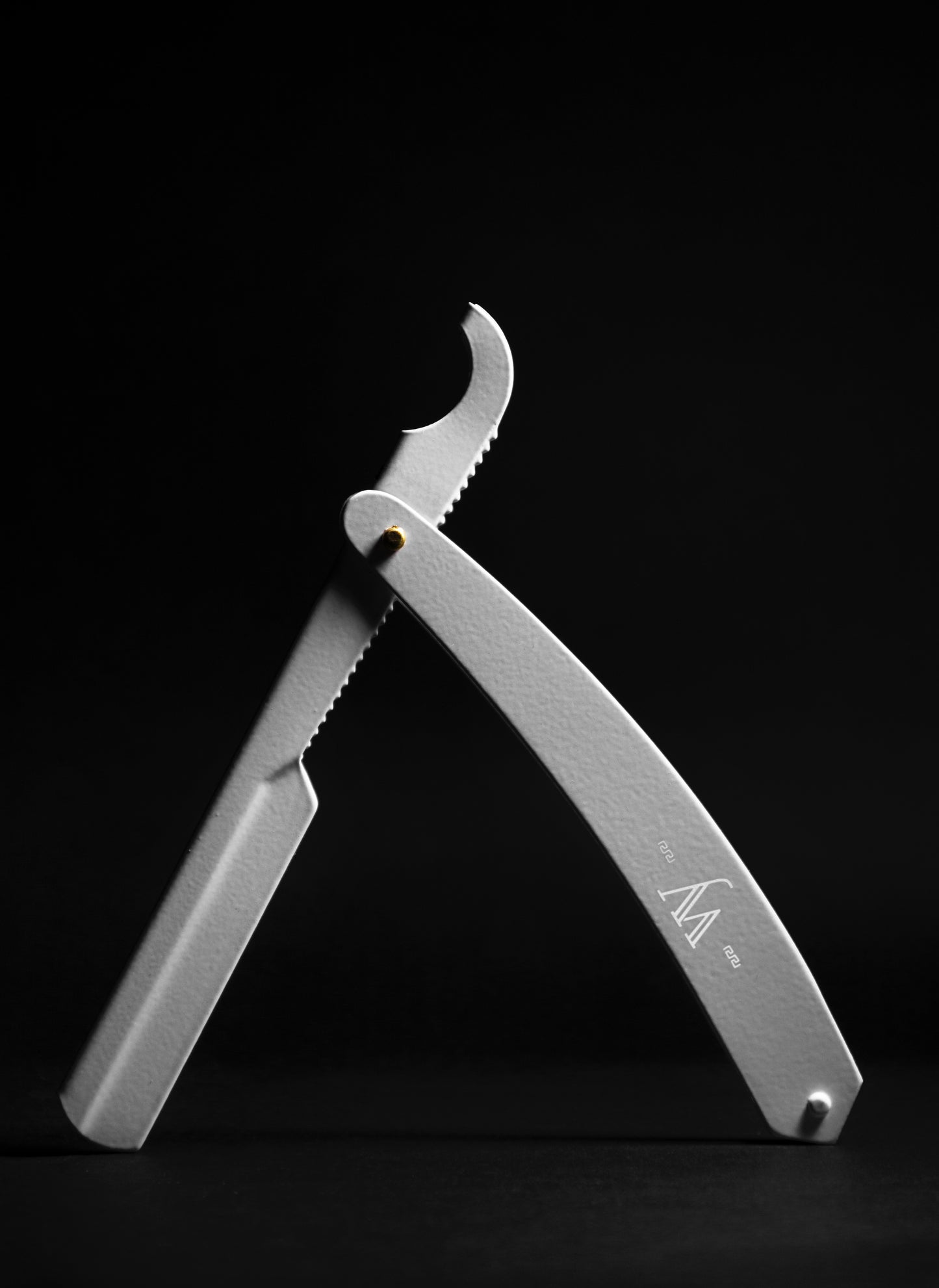 WY Signature Straight Razor